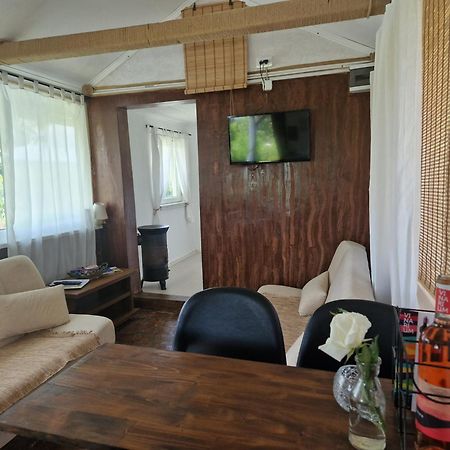 Sami Green House Banostor Bagian luar foto