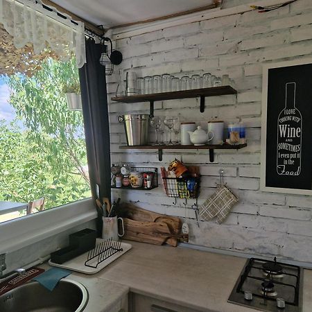 Sami Green House Banostor Bagian luar foto