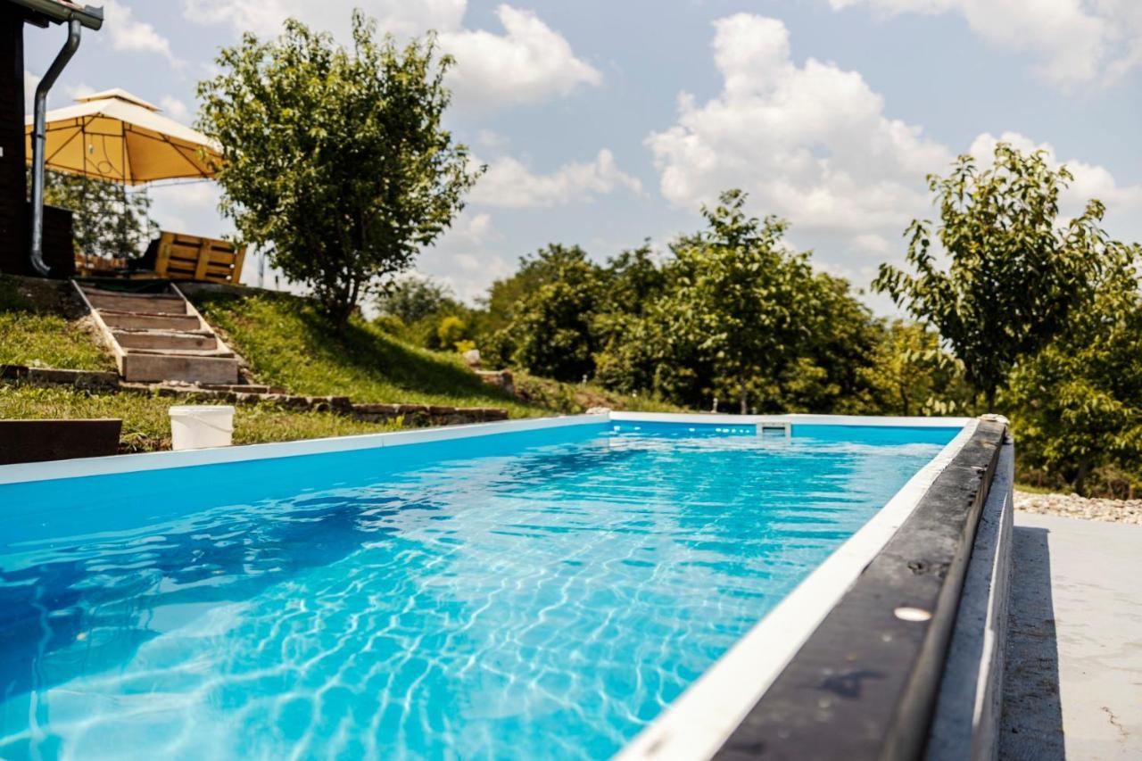 Sami Green House Banostor Bagian luar foto