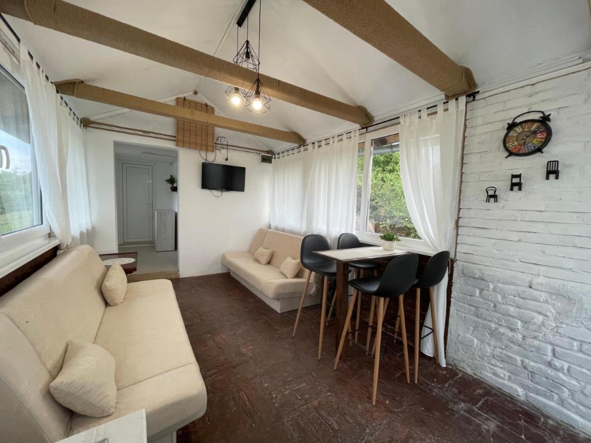 Sami Green House Banostor Bagian luar foto