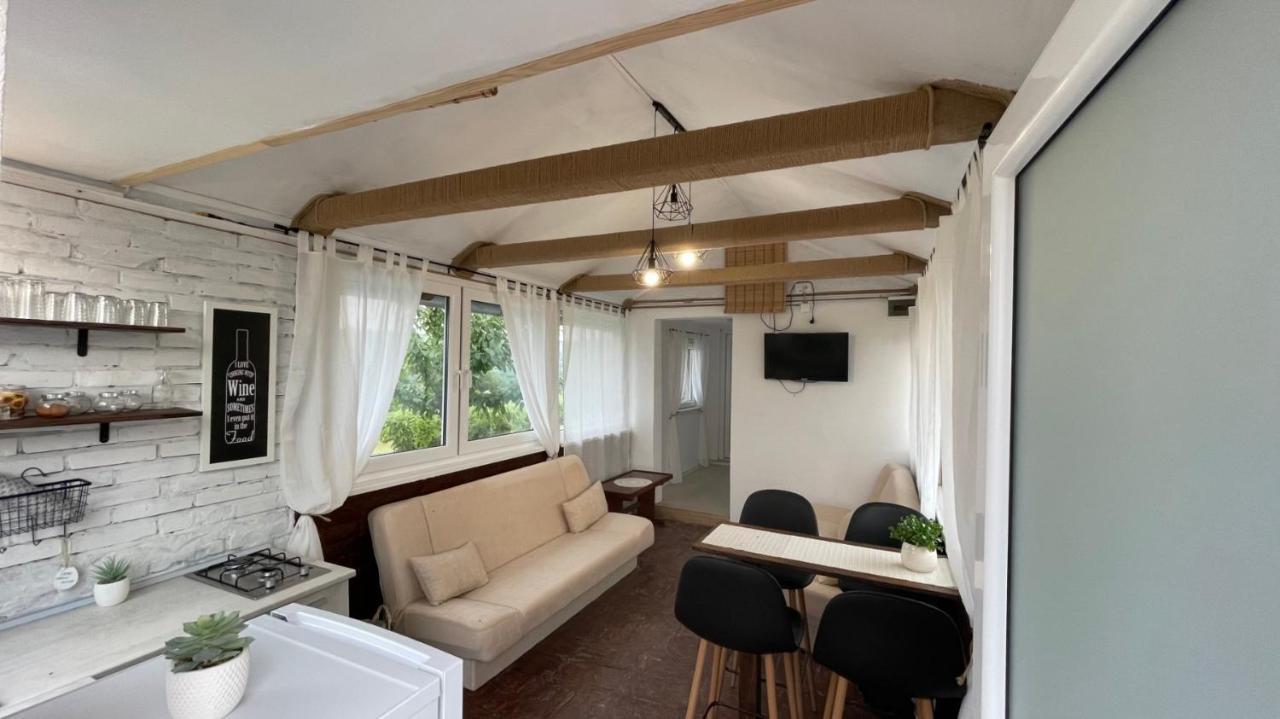 Sami Green House Banostor Bagian luar foto