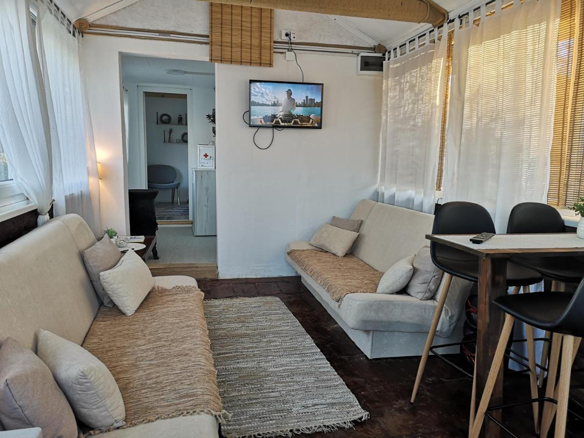 Sami Green House Banostor Bagian luar foto