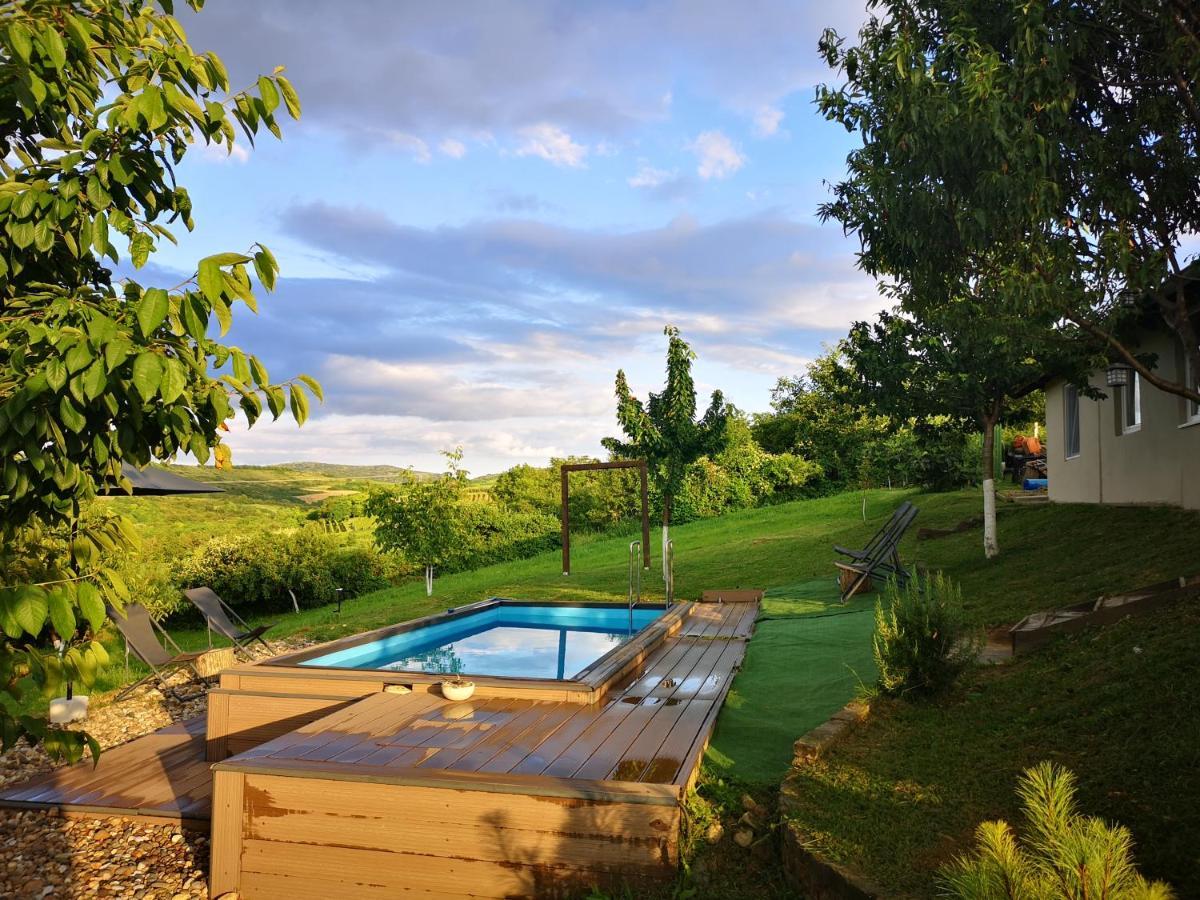Sami Green House Banostor Bagian luar foto